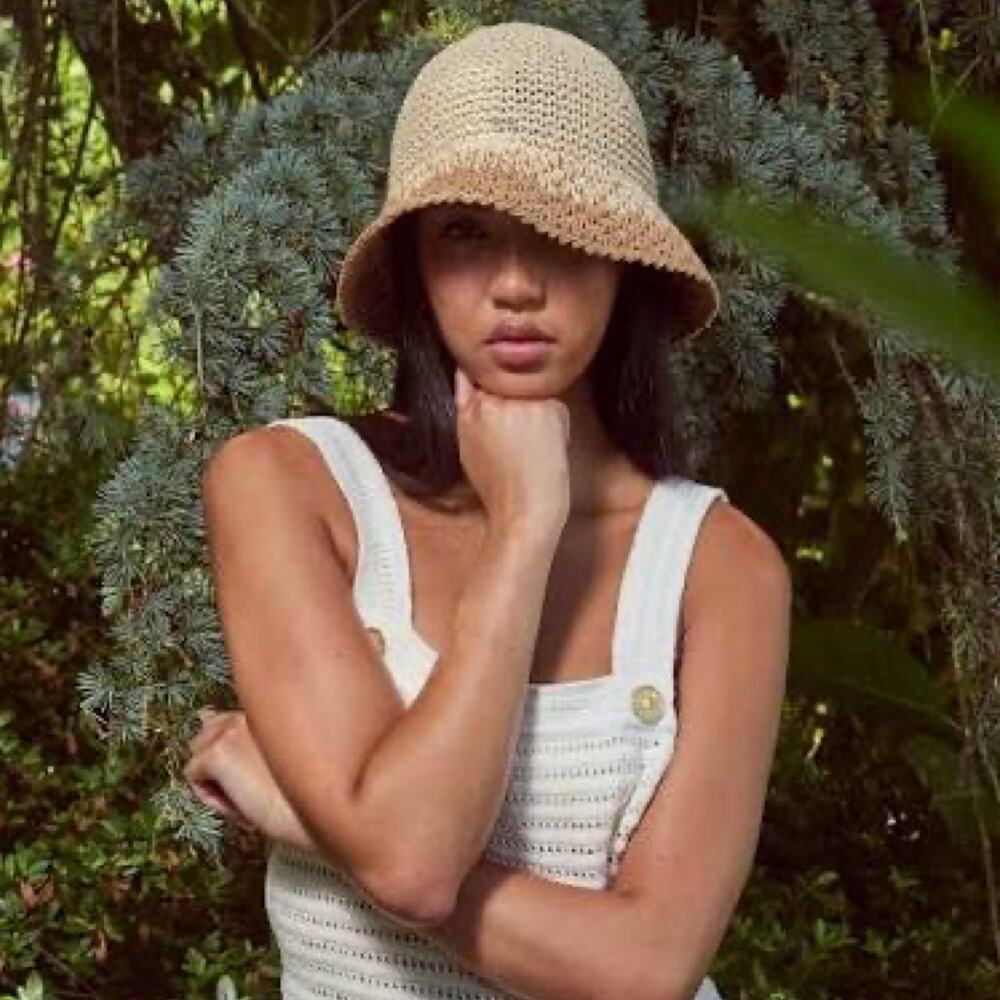 NEW ANTHROPOLOGIE Tan Two Tone Woven Paper Straw $245 Bucket Sun Hat Cloche